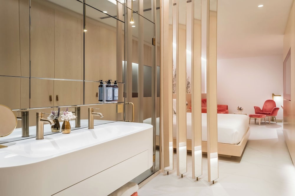 Bless Hotel Barcelona
