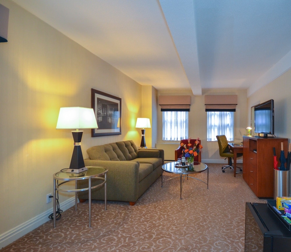 San Carlos Hotel