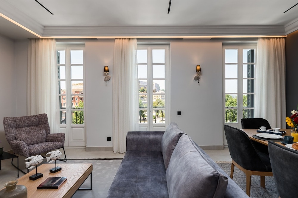 New York Luxury Suites