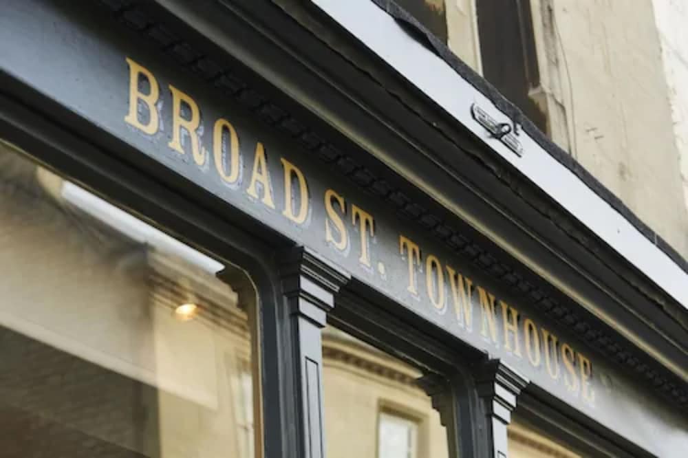 Broadstreet Townhouse