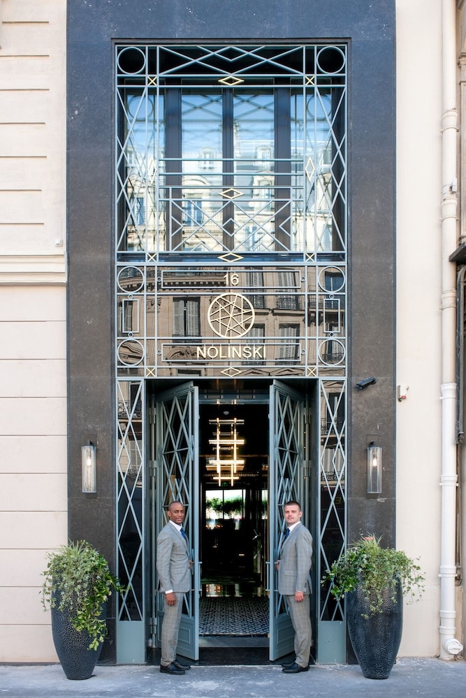 Nolinski Paris - Evok Collection