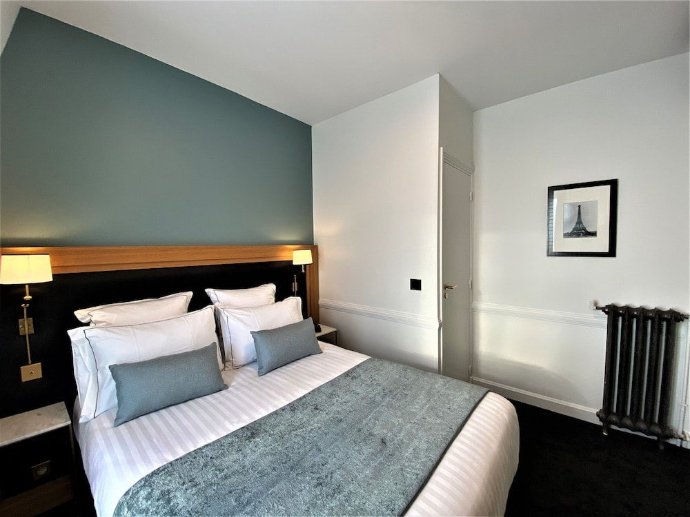 Hotel Le Cercle Tour Eiffel