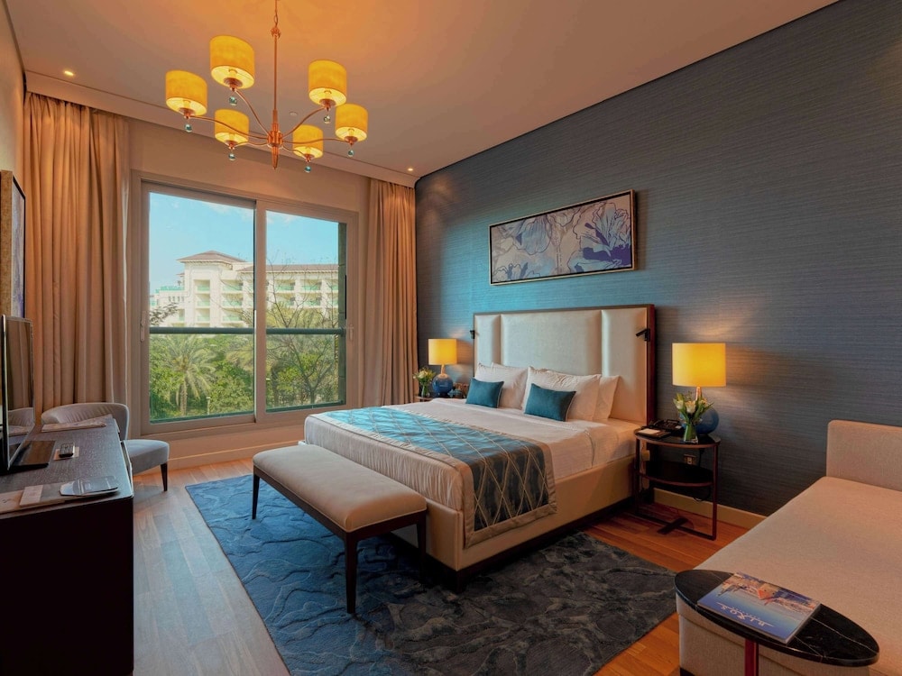 Rixos The Palm Hotel & Suites