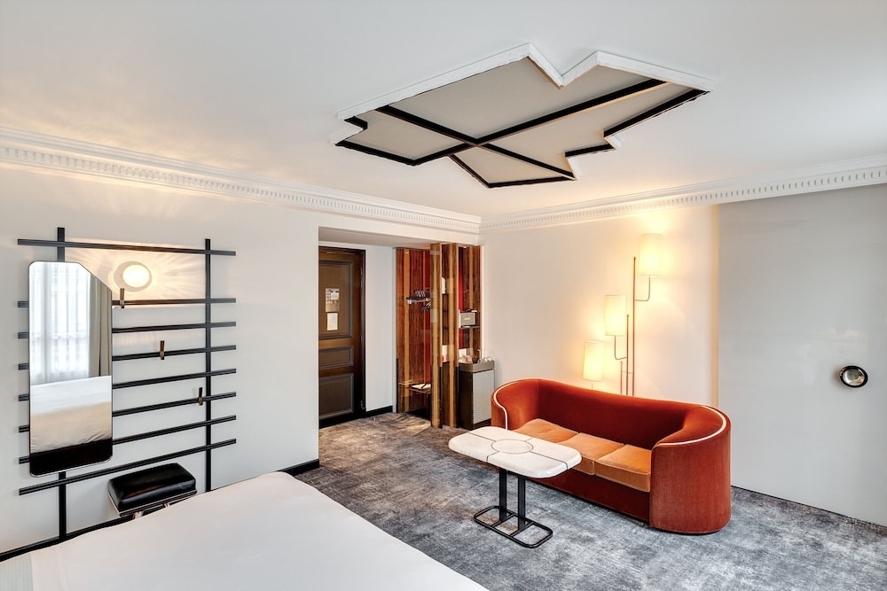 Les Bains Paris