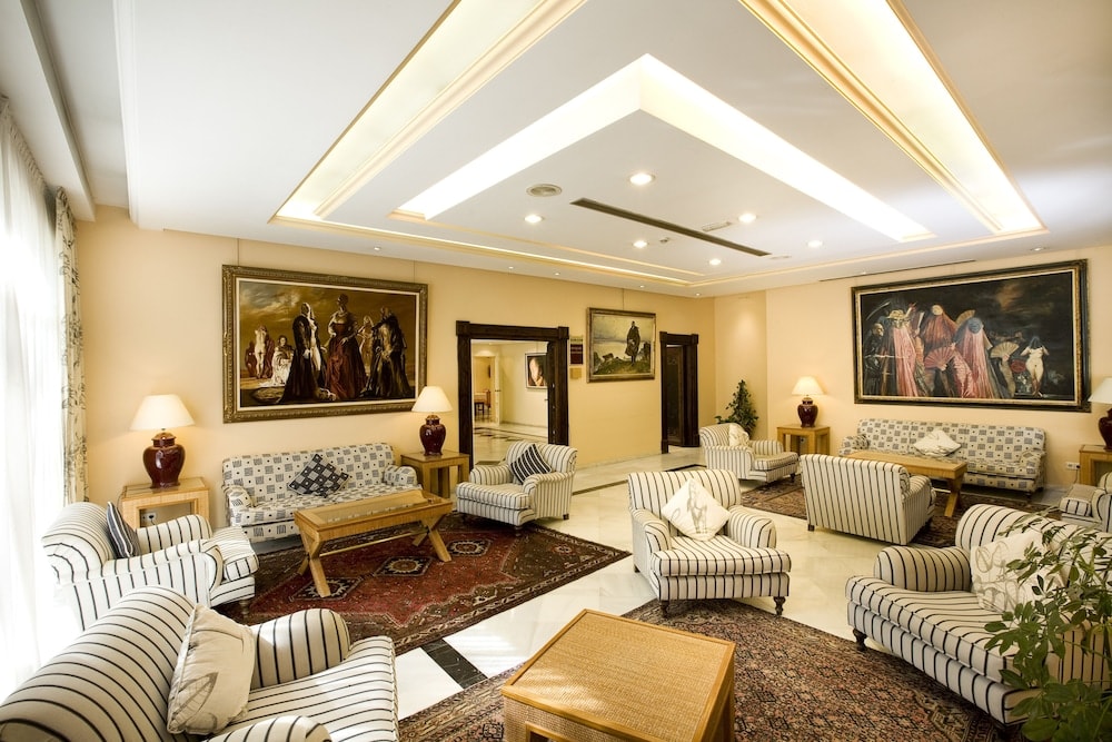 Aparthotel Monarque Sultán
