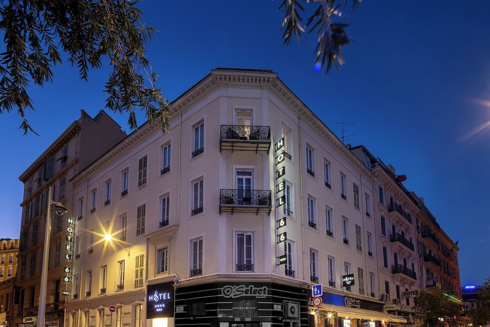 Hôtel 66