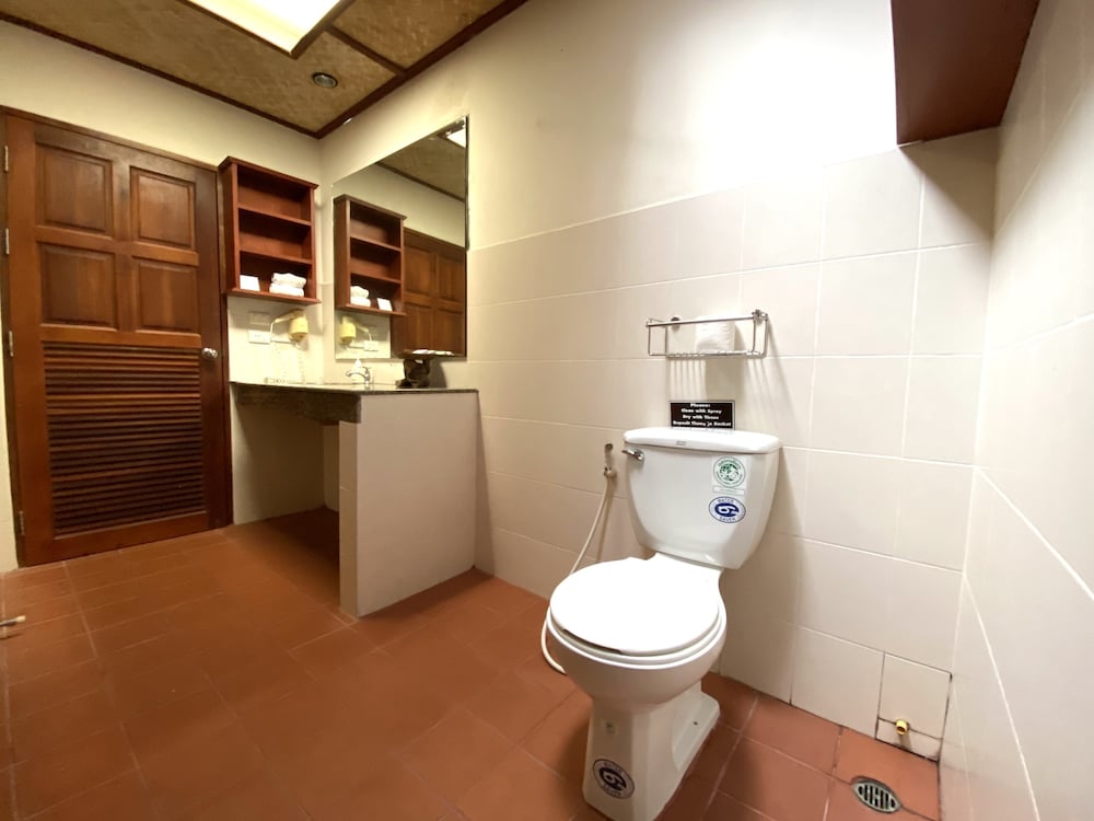 Friendship Beach Resort & Atmanjai Wellness Spa