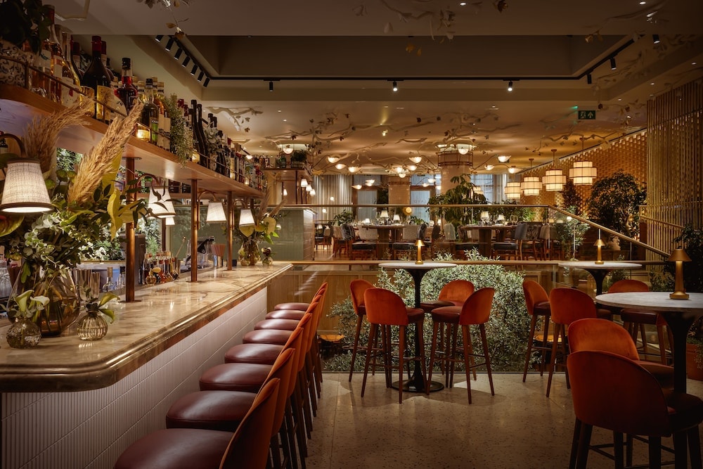 restaurant