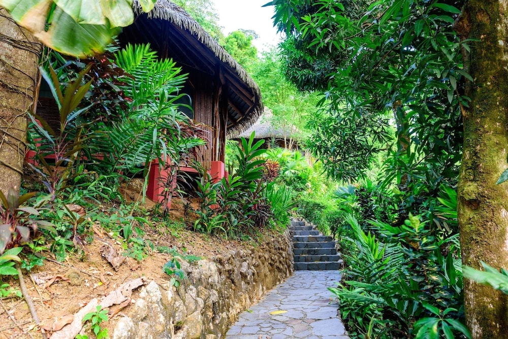 Luna Lodge