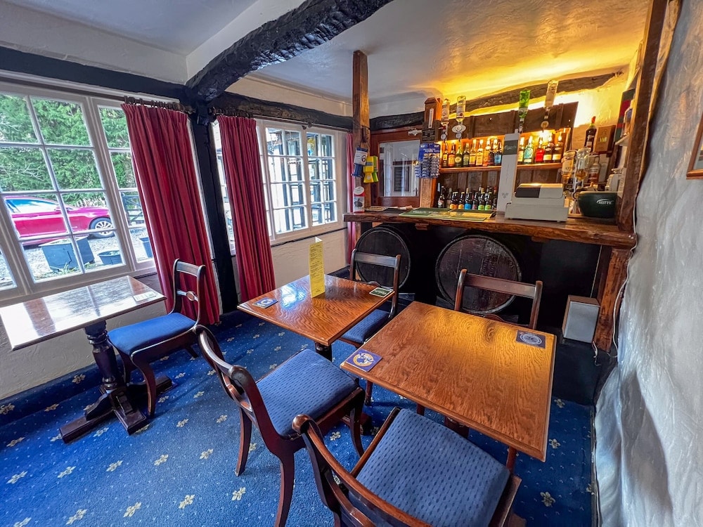 Gwesty Minffordd Hotel
