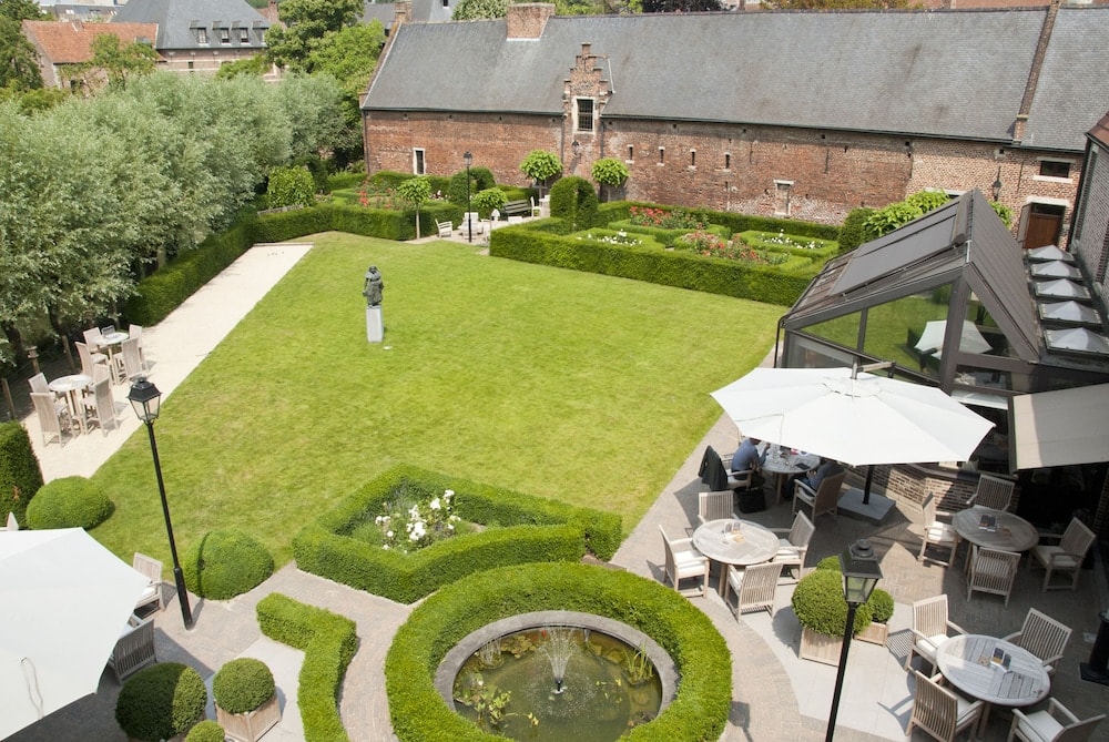 Begijnhof Hotel