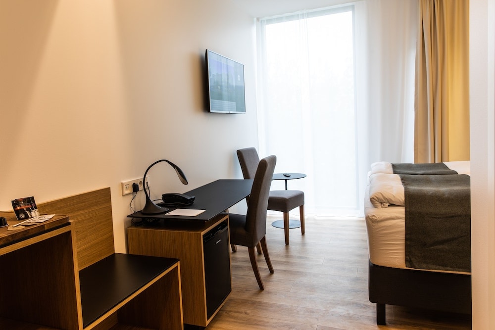 Hotel South Coast