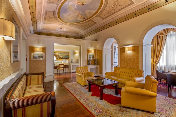 hotel image 0