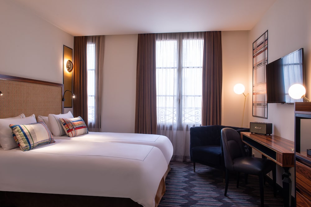 Mom’Art Hotel