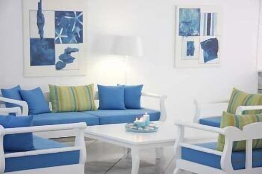 Narges Hotel