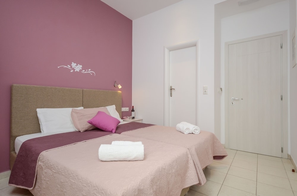 Hotel Panormos