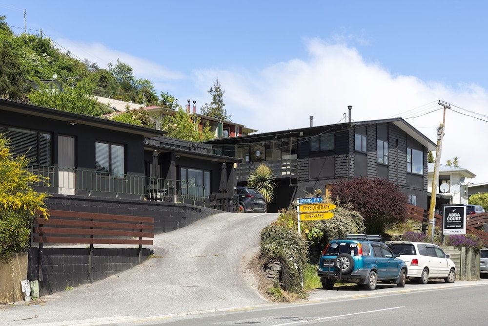 Abba Court Motel & Apartments