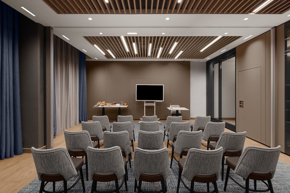 meeting & event spaces