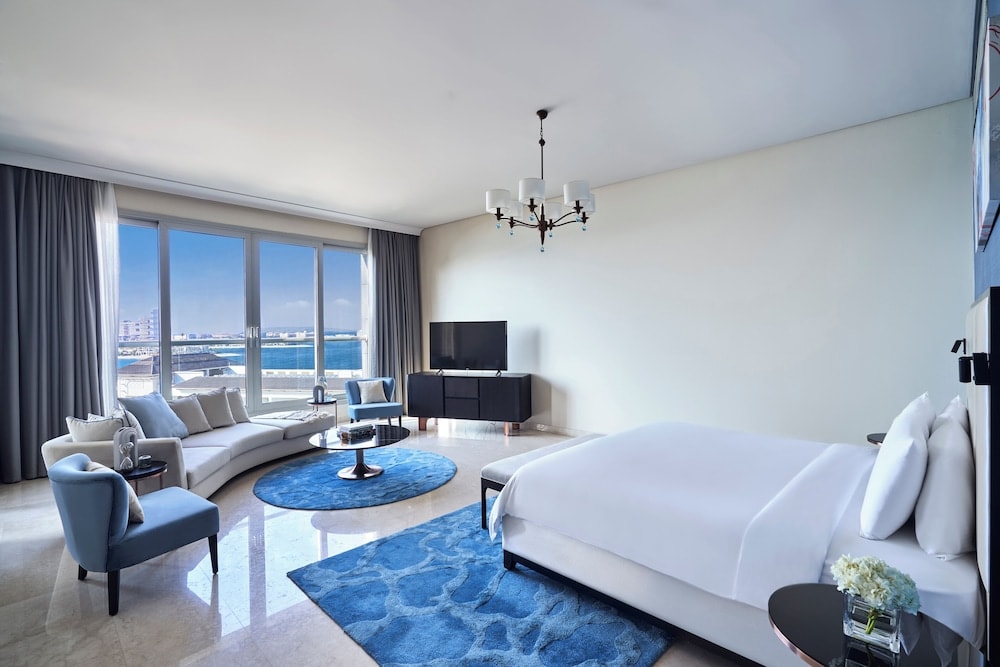 Rixos The Palm Hotel & Suites