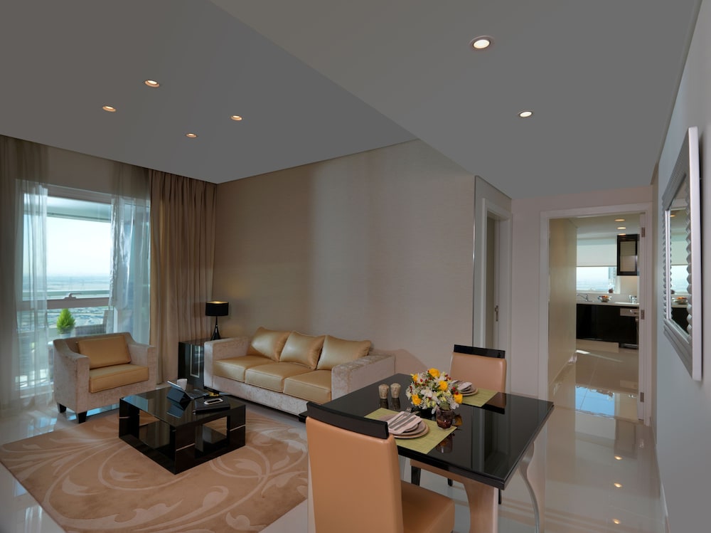 DAMAC Maison Canal Views
