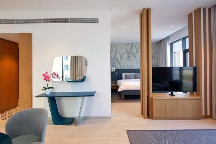 hotel room
