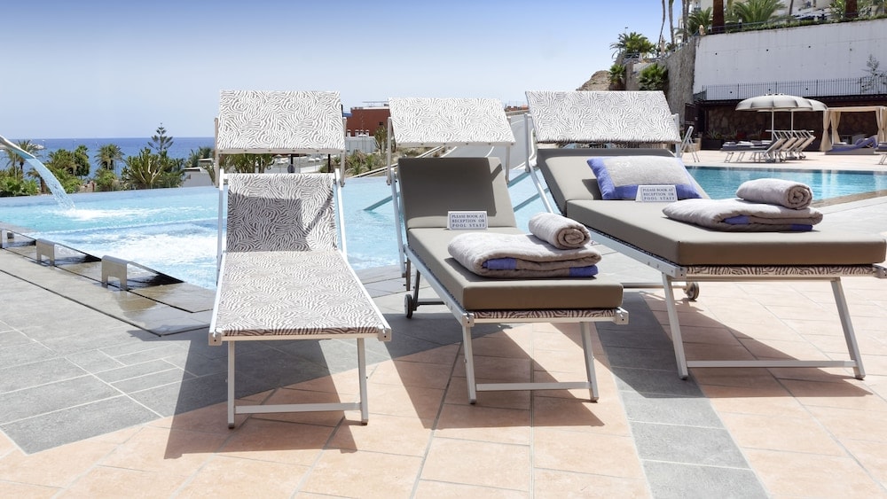 Idyll Suites - Adults Only