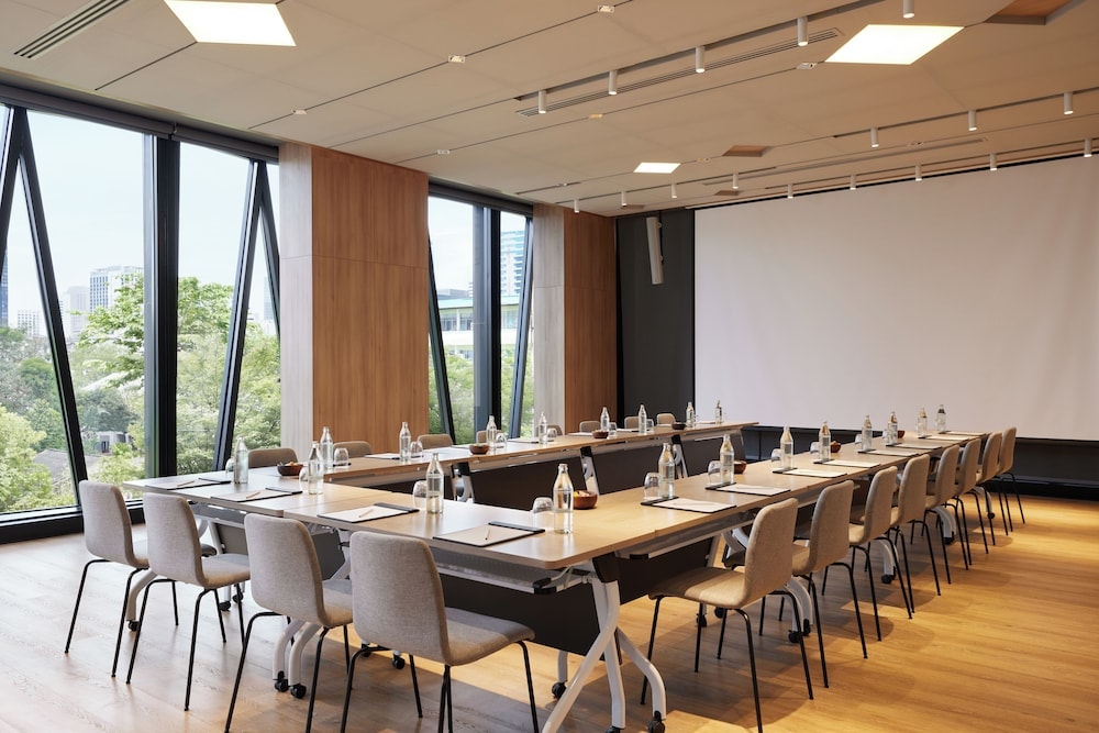 meeting & event spaces