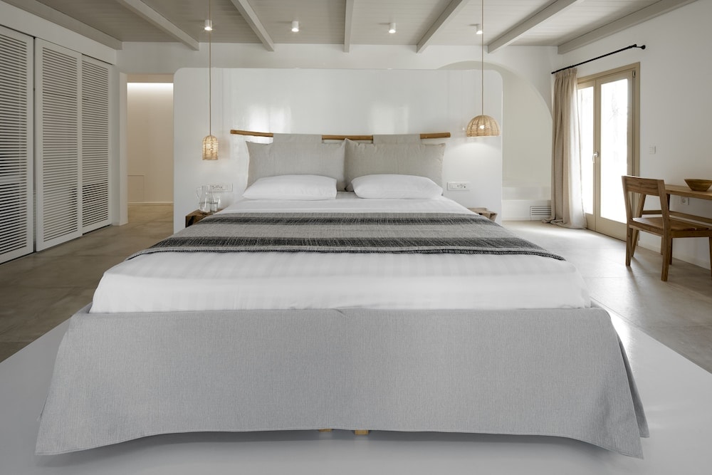 Arco Solium Suites