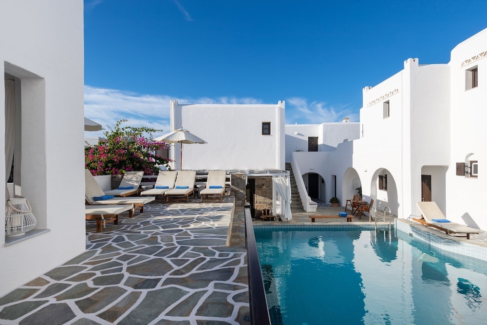 Aella Residence
