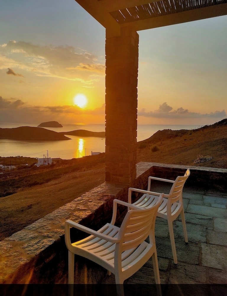 Serifos Blue