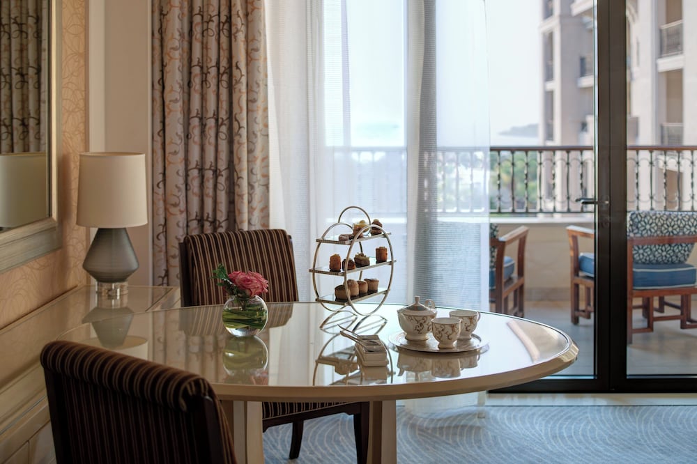 Four Seasons Resort Dubai at Jumeirah Beach