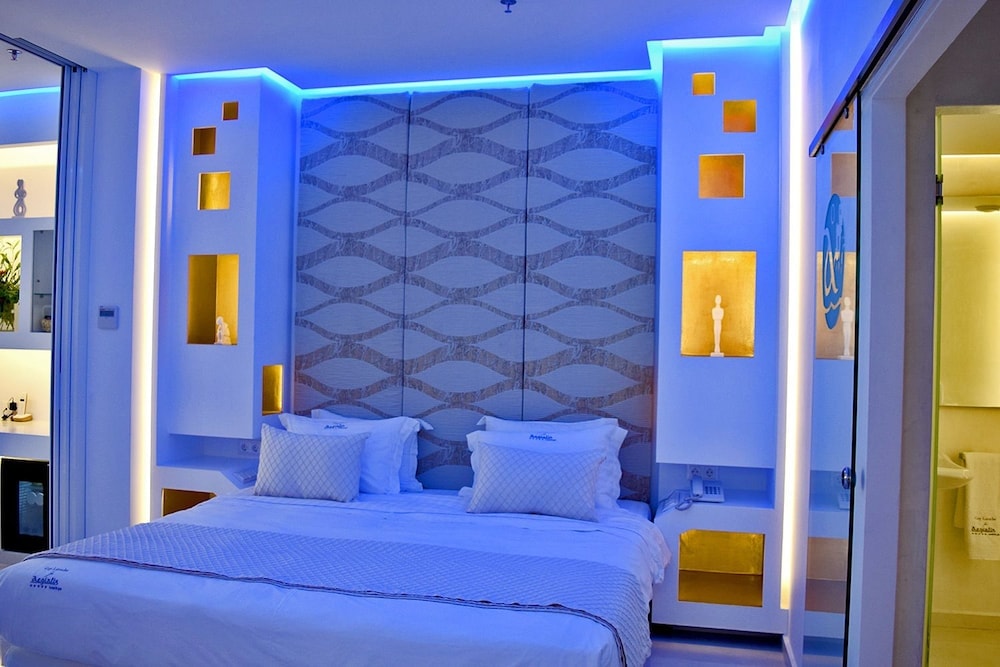 Aegialis Hotel & Spa
