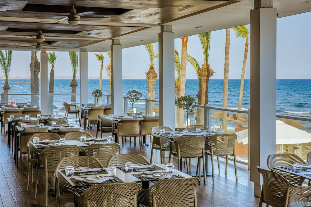 Golden Bay Beach Hotel