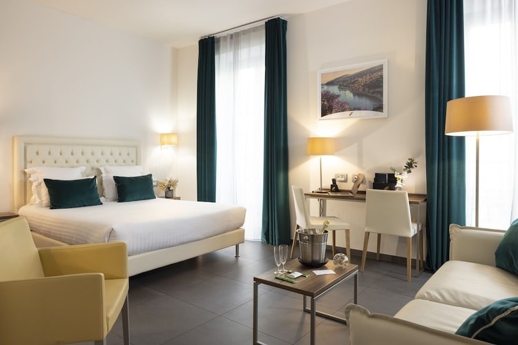 hotel image 0