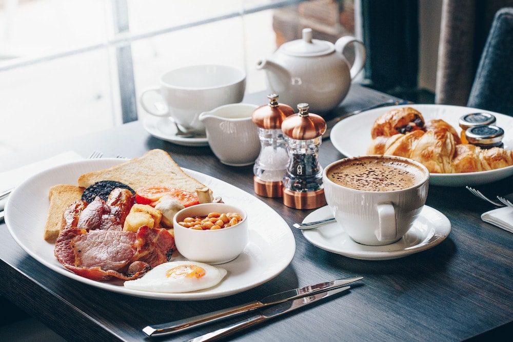 County Hotel & County Aparthotel Newcastle