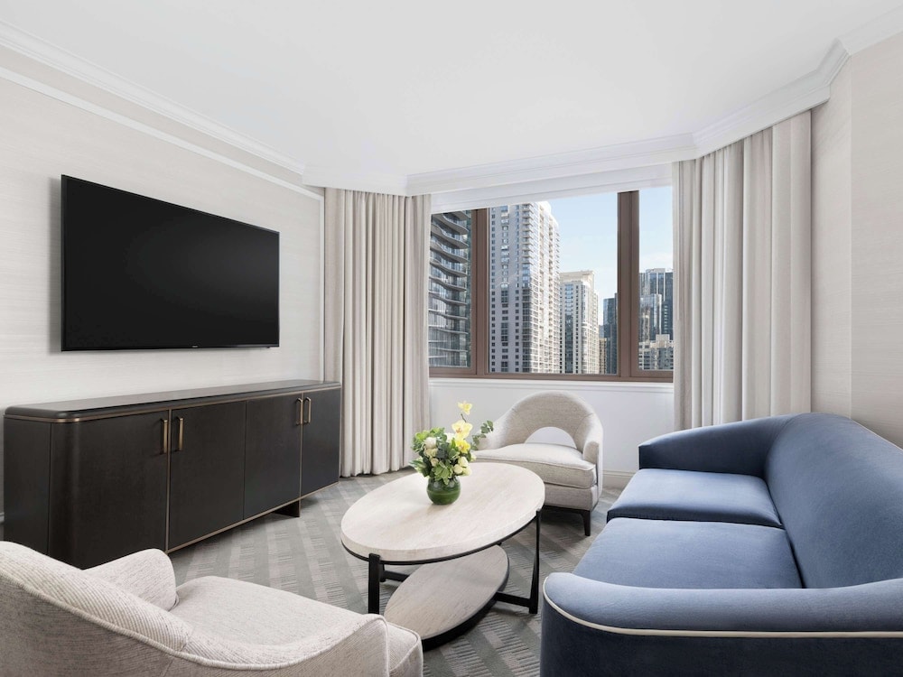 Fairmont Chicago at Millennium Park Gold Experience