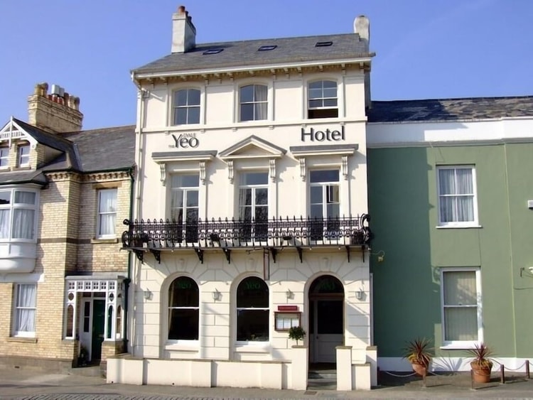 hotel image 0