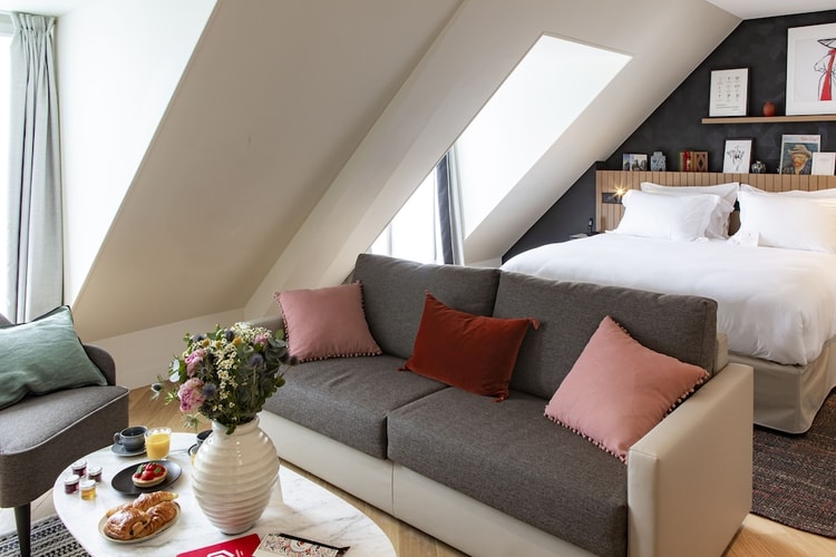 hotel room
