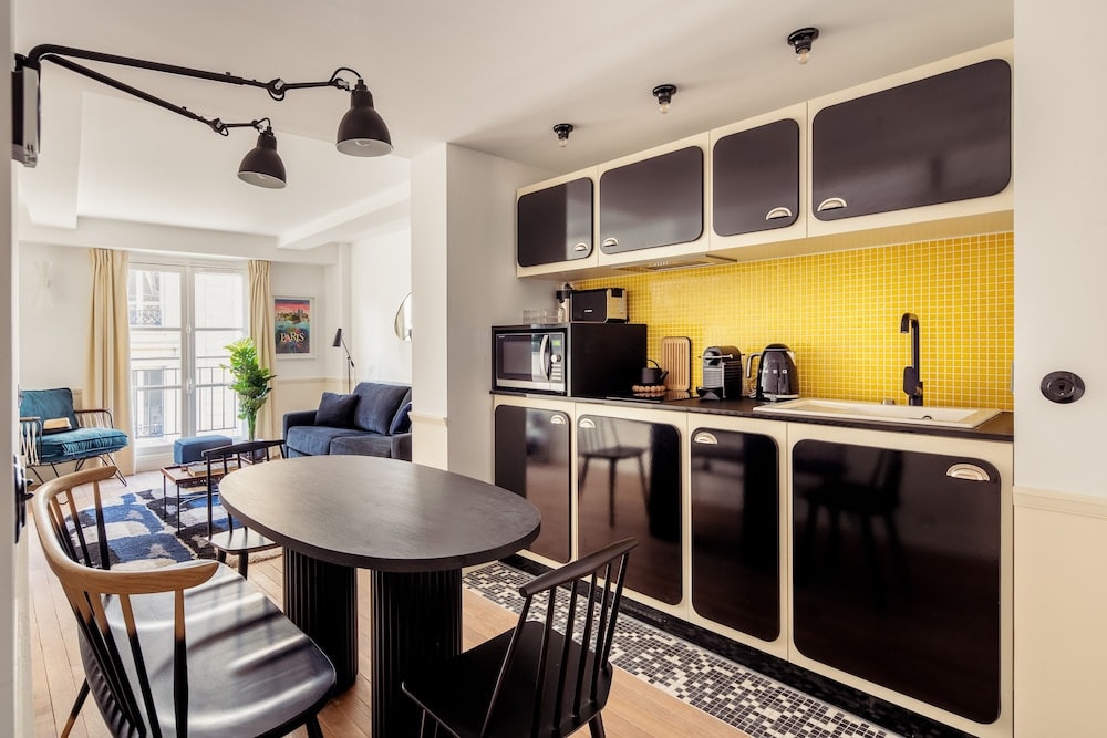 My Maison In Paris - Louvre