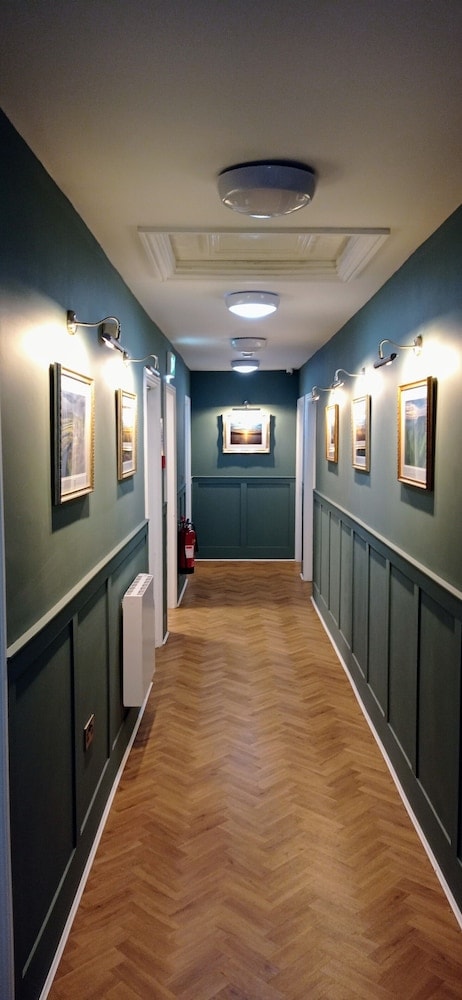 Friendship Hotel