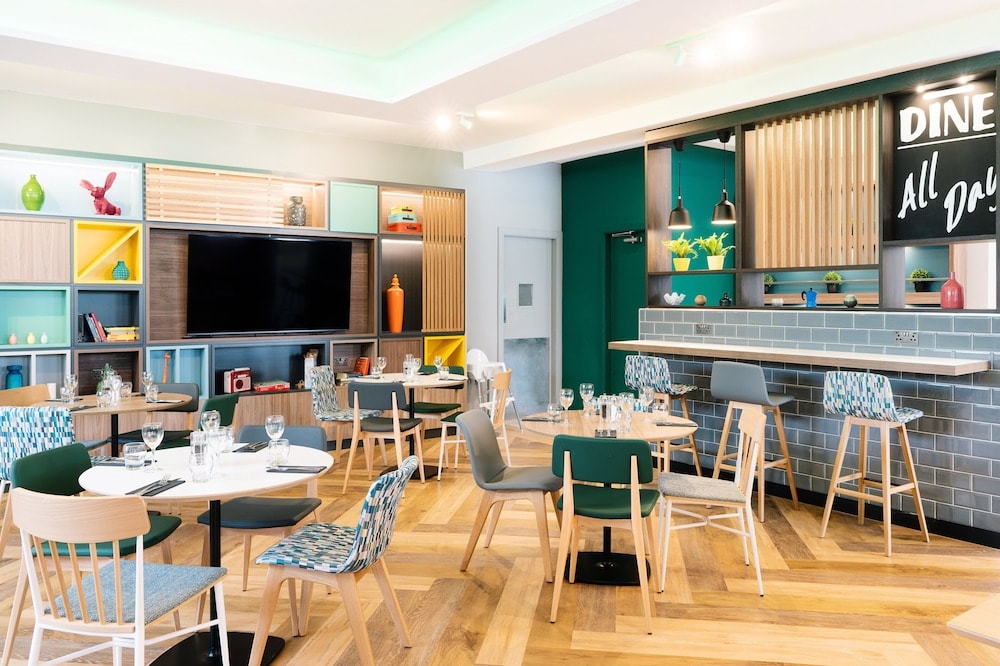 Holiday Inn Gloucester-Cheltenham by IHG