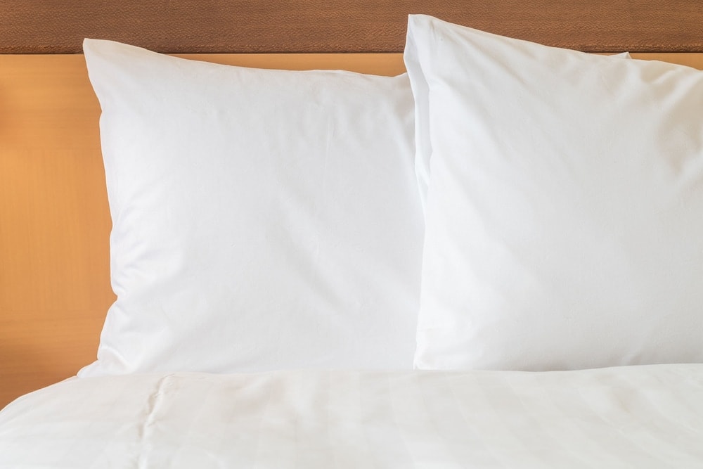 Holiday Inn Express & Suites Portland Airport - Cascade Stn by IHG