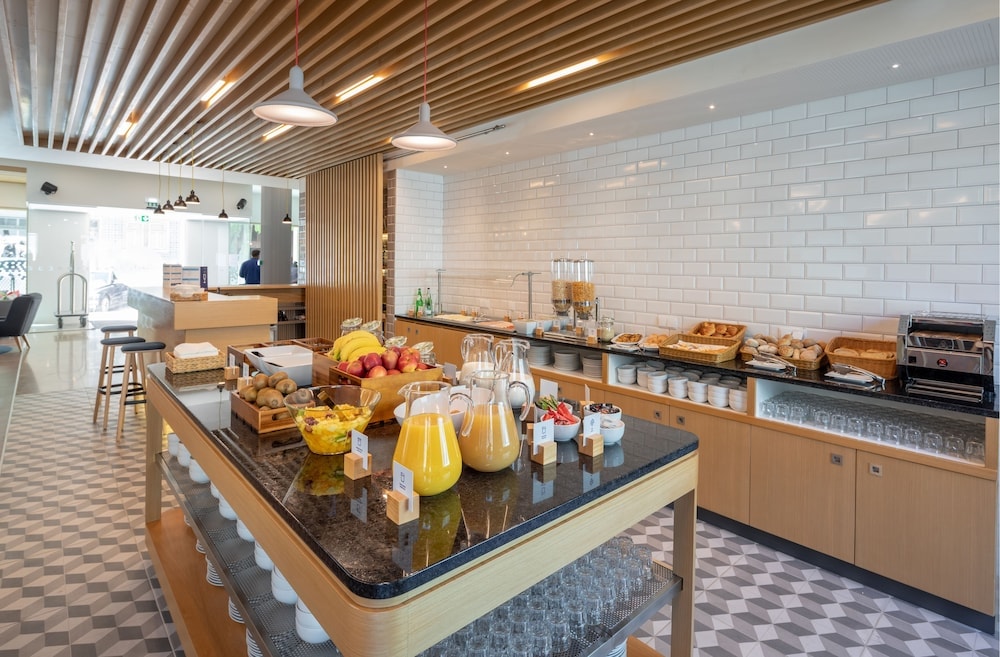 Holiday Inn Express Lisbon - Plaza Saldanha by IHG