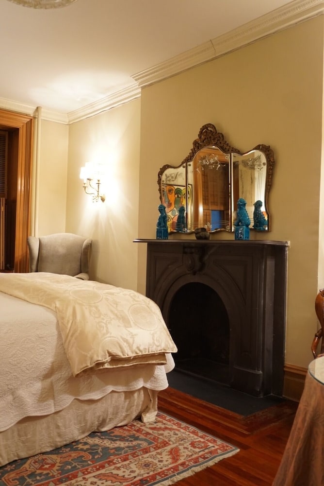 The Inn at Irving Place