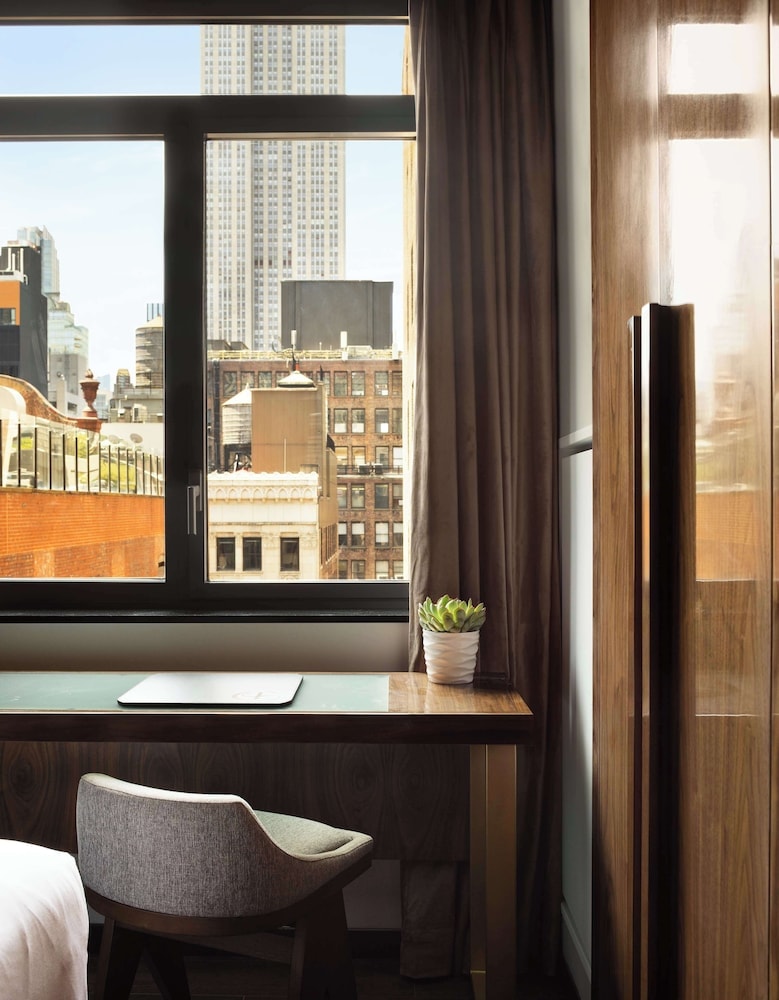Grayson Hotel in the Unbound Collection by Hyatt