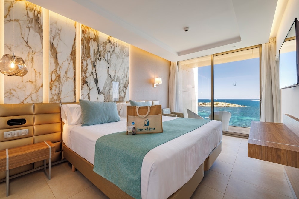 Hotel Torre Del Mar