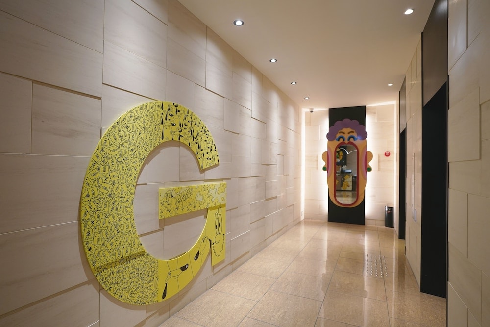 Far East Village Hotel Osaka, Honmachi