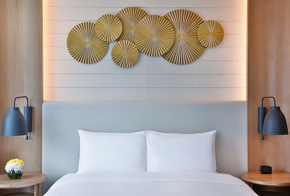 DoubleTree by Hilton Dubai - Business Bay