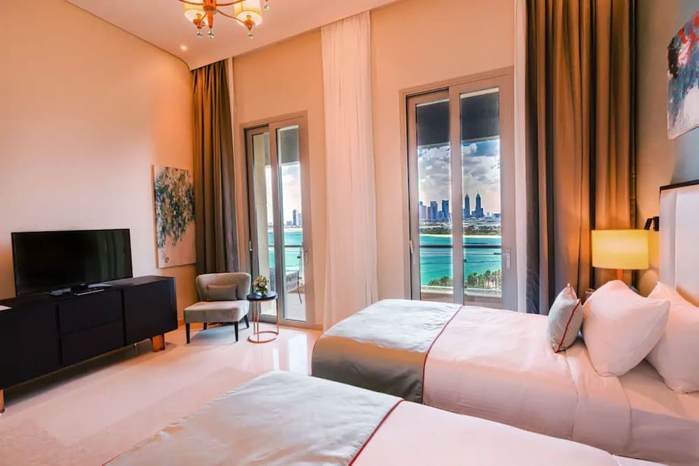 Rixos The Palm Hotel & Suites