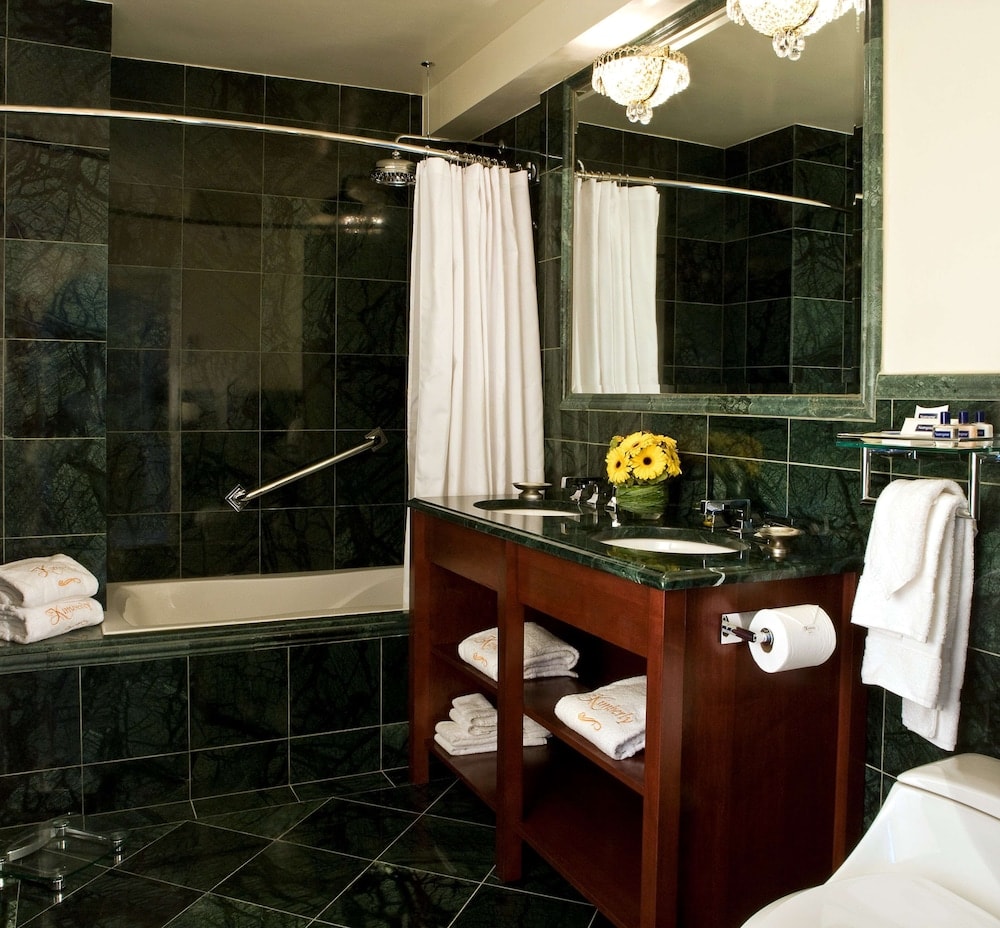 The Kimberly Hotel
